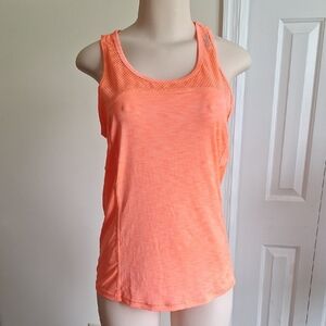 3/$20 Reebok Excersise 2-Top Bundle Size S/M